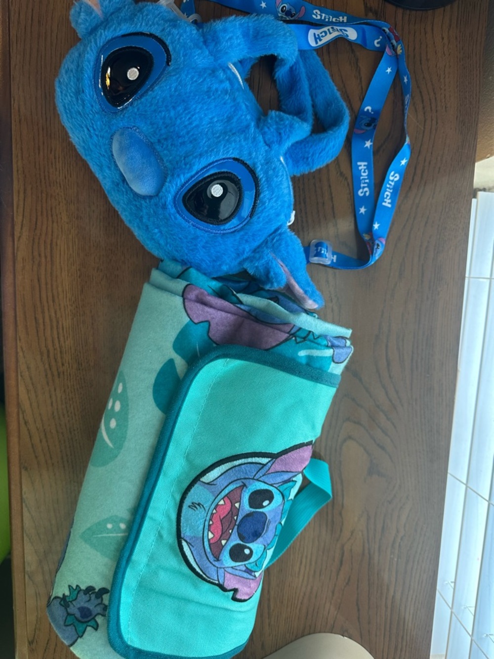 Disney Stitch Plush Head Crossbody Bag & Picnic Outdoor Blanket Set